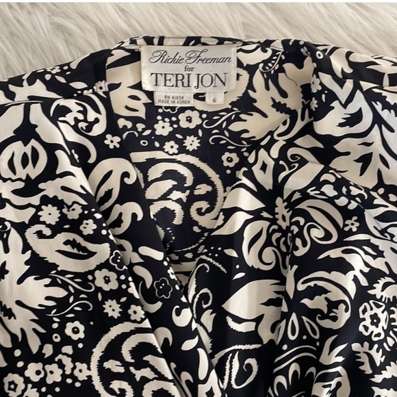 Teri Jon Rickie Freeman Blouse Top Vintage 90s Black White Silk Balletcore 6 - Picture 3 of 6
